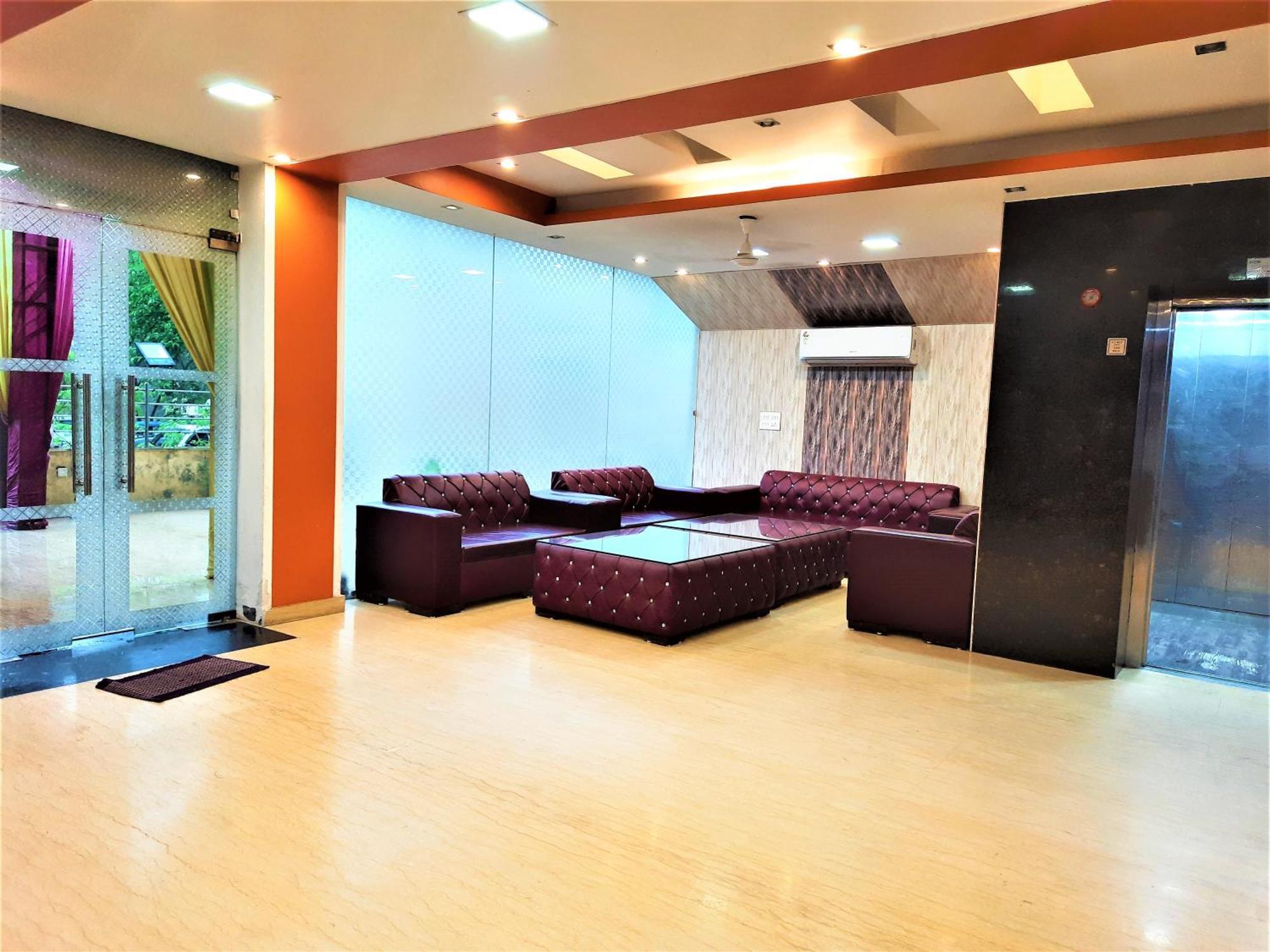 Hotel Sunshine Park -- Near Anand Vihar Terminal Ghaziabad Exterior foto